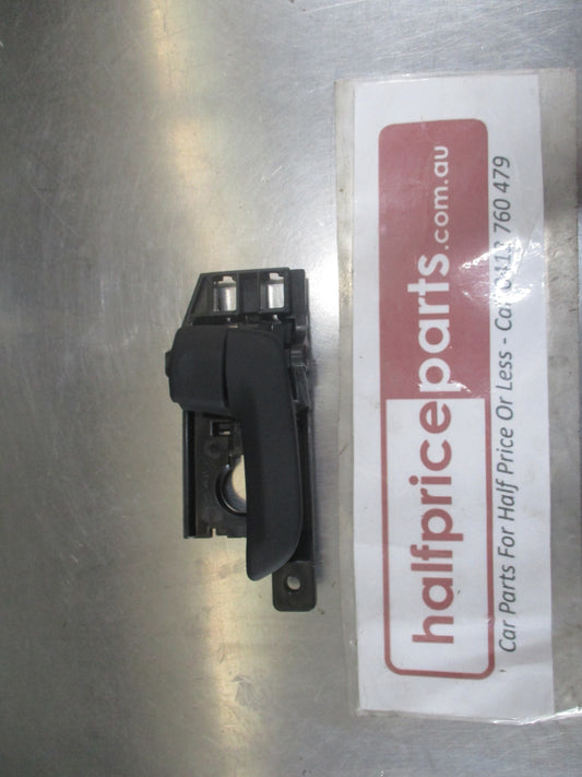 Kia Sportage Genuine Drivers Front Right Inner Door Handle New Part