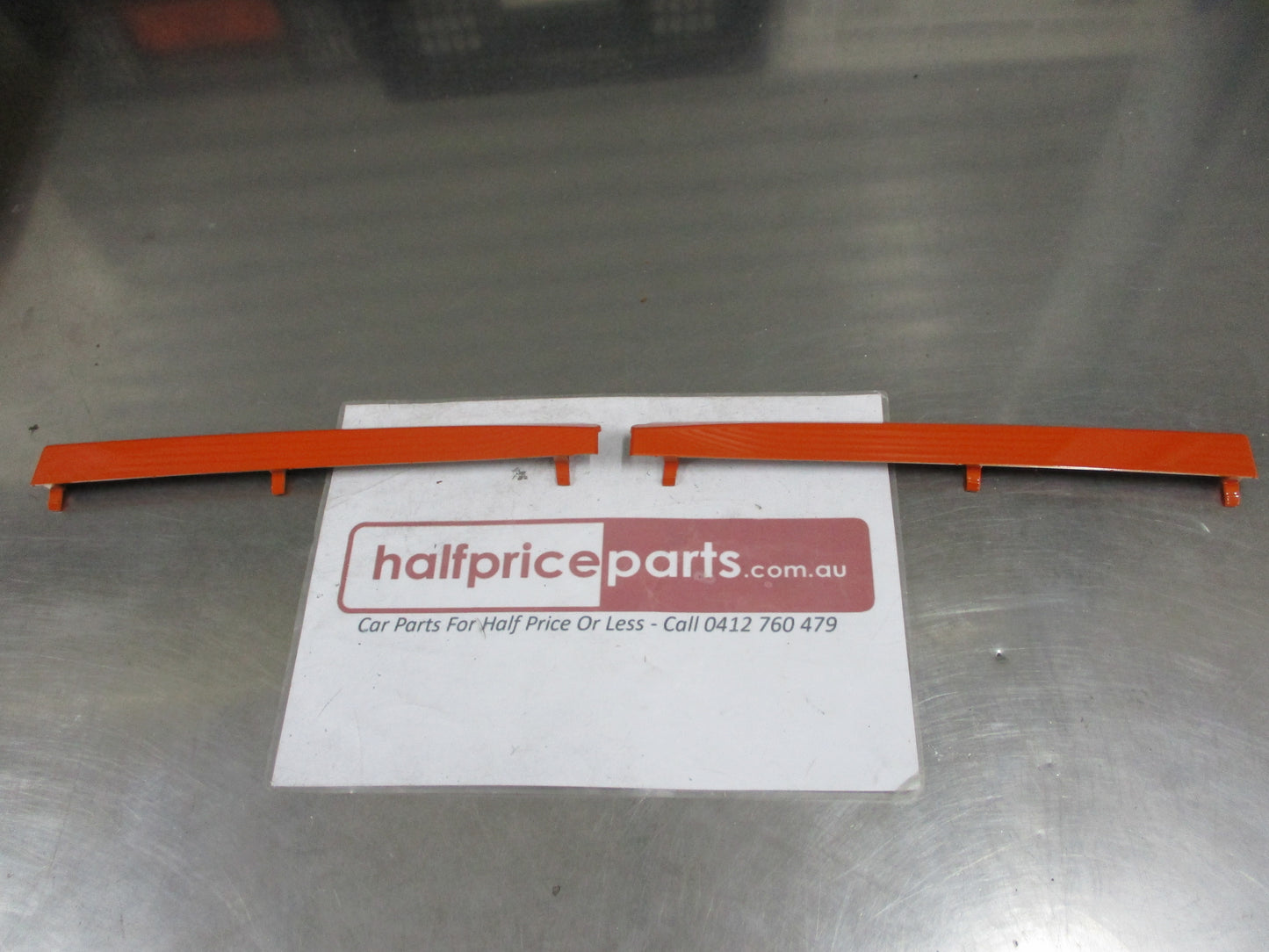 Subaru XV Genuine Front Grille Orange Winglet New Part