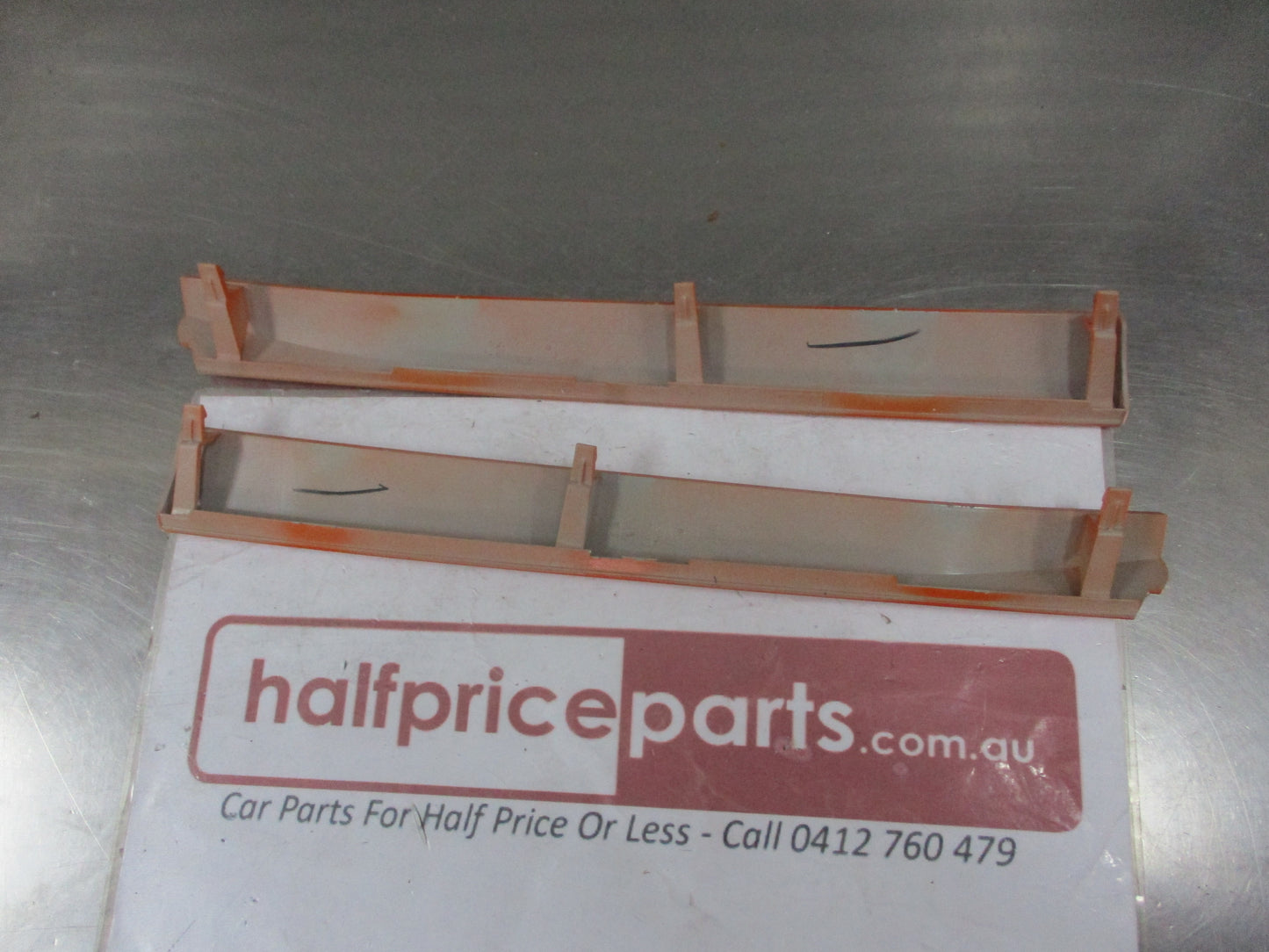 Subaru XV Genuine Front Grille Orange Winglet New Part