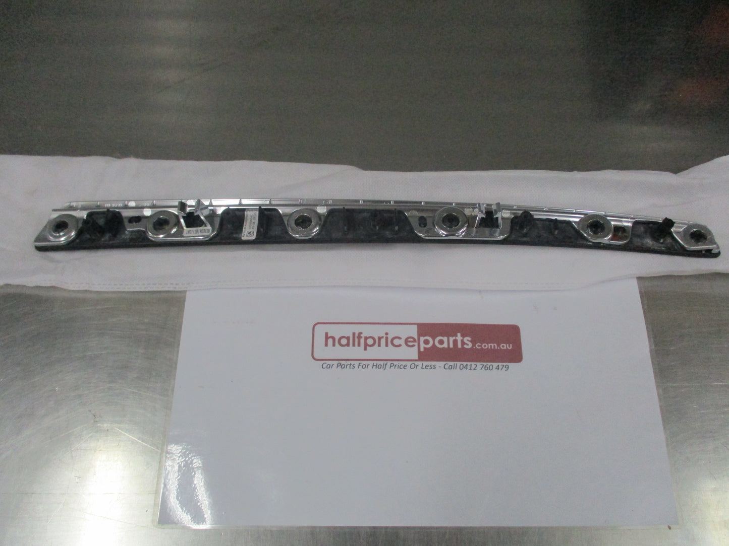 Chrysler 300 Genuine Right Hand Rear Door Applique New Part