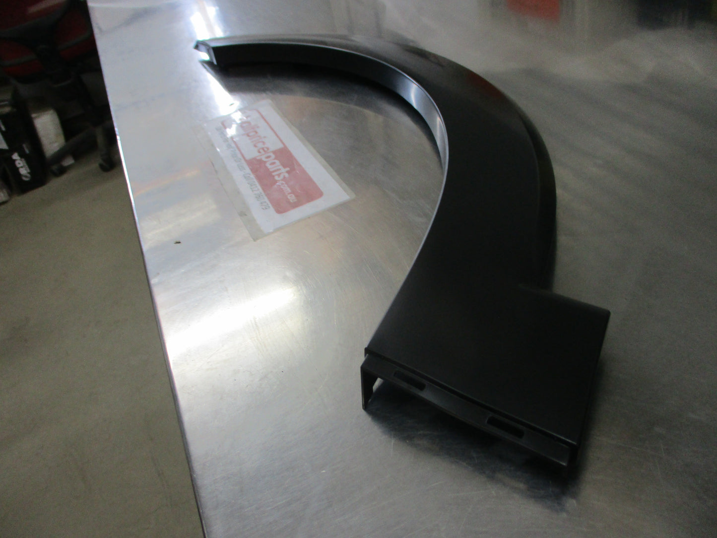 Holden Captiva CG Series II Genuine Passenger Front Flare New Part