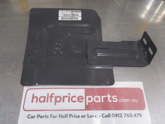 Nissan Terrano Series 2 Genuine Right Hand Rear Bumper Brace New Part