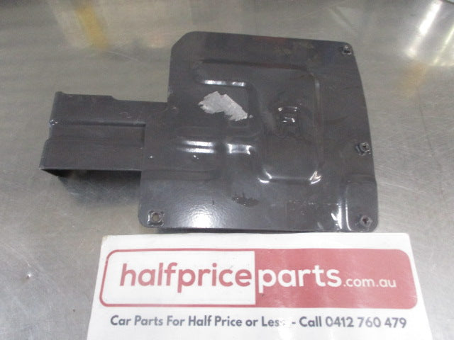 Nissan Terrano Series 2 Genuine Right Hand Rear Bumper Brace New Part