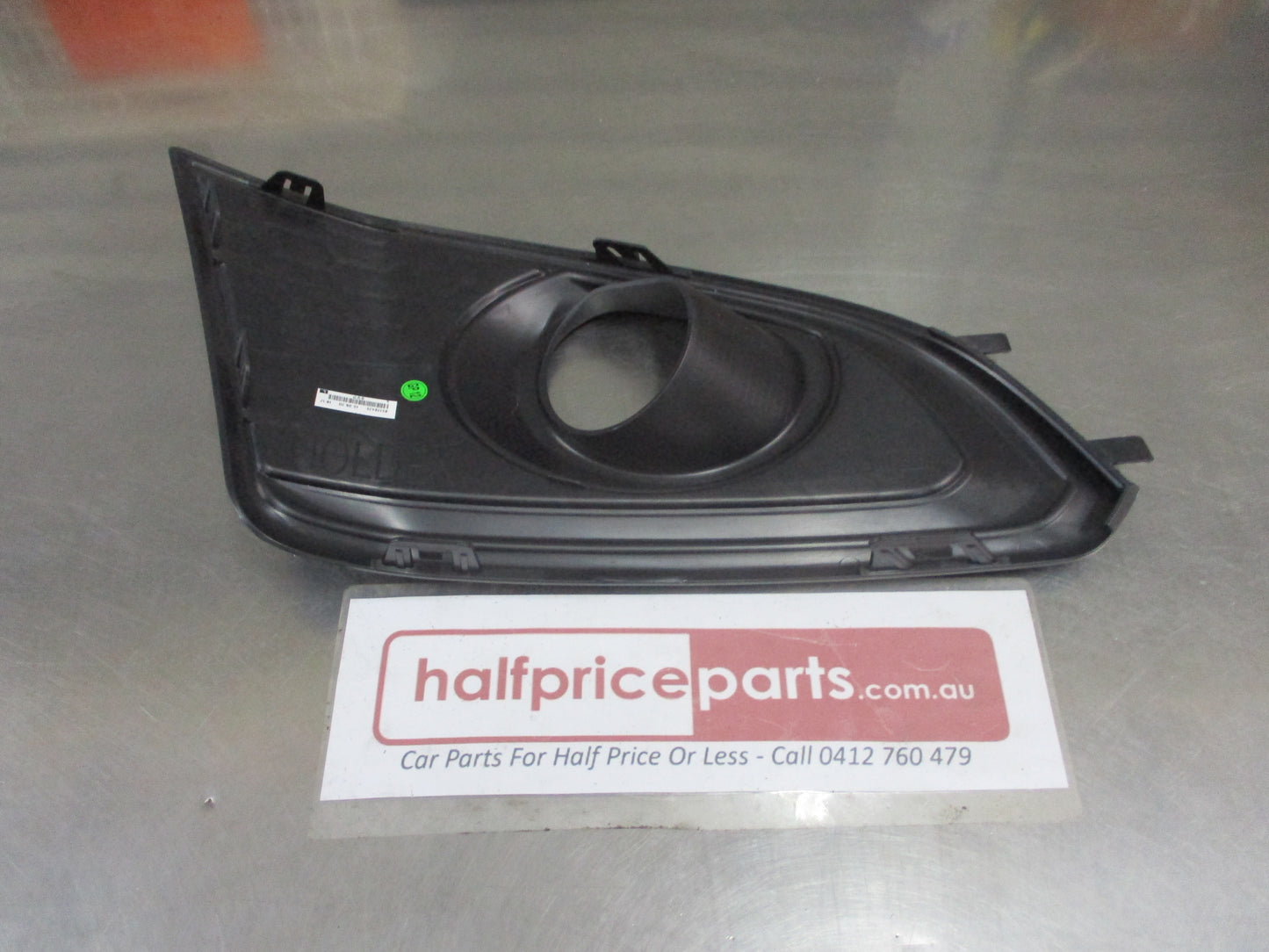 Holden CG7 Captiva Genuine Left Hand Front Fog Light Bezel New Part