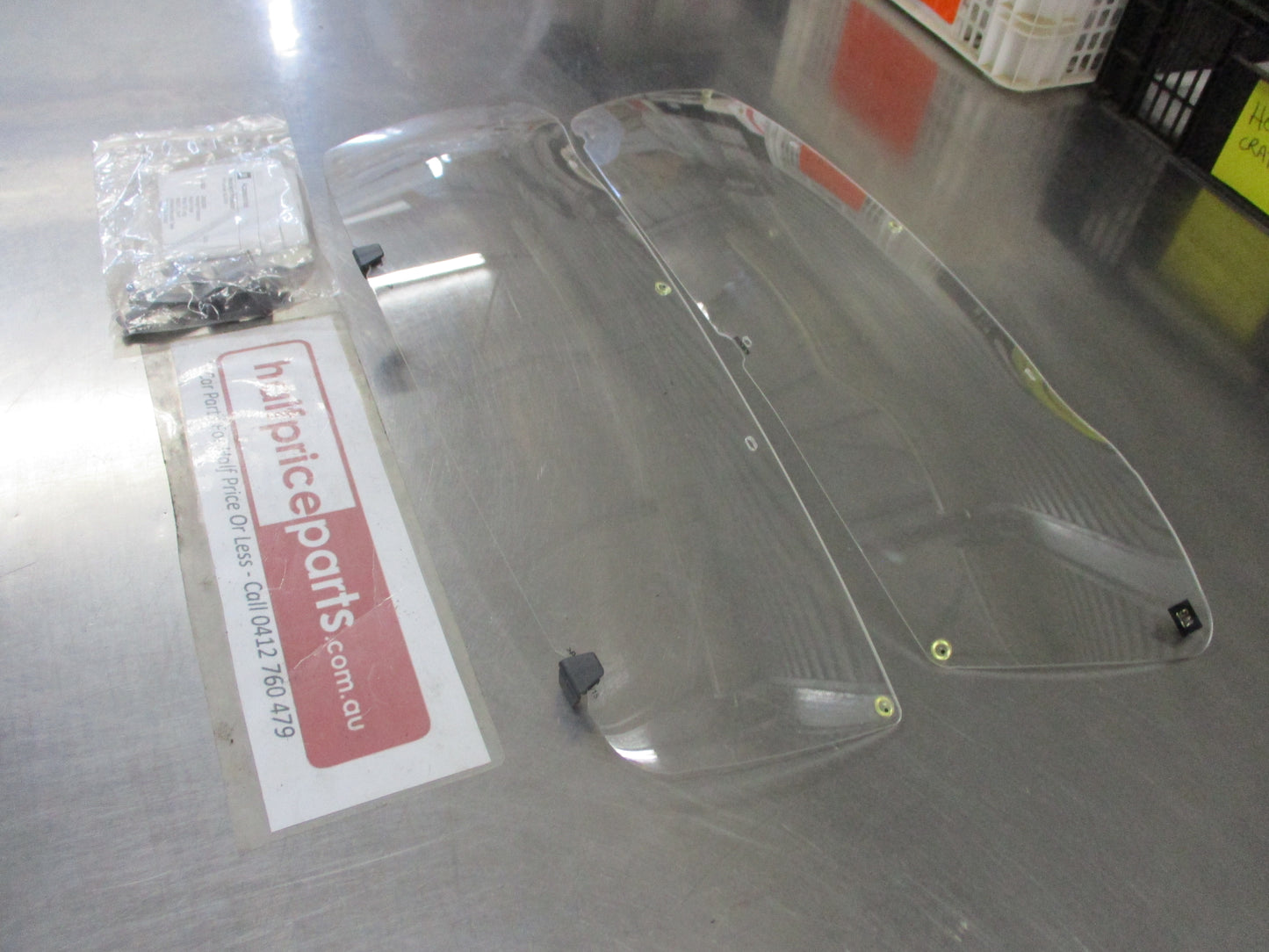 Holden Captiva 7 Genuine Heal Light Protector Kit New Part