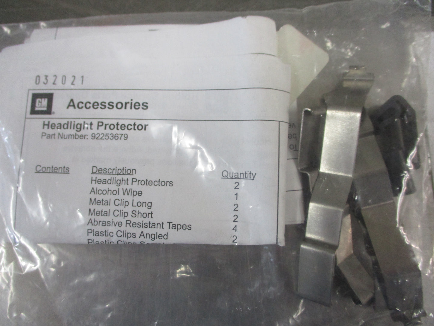 Holden Captiva 7 Genuine Heal Light Protector Kit New Part