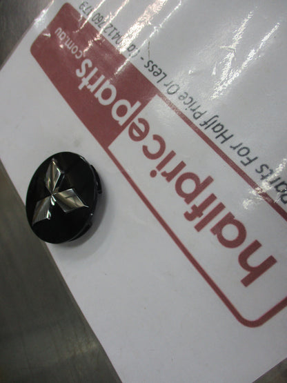 Mitsubishi Triton/Pajero/Lancer Genuine Cal Black Alloy Wheel Center Cap New Part