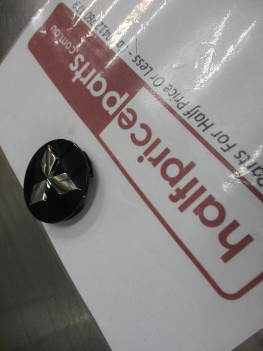 Mitsubishi Triton/Pajero/Lancer Genuine Cal Black Alloy Wheel Center Cap New Part