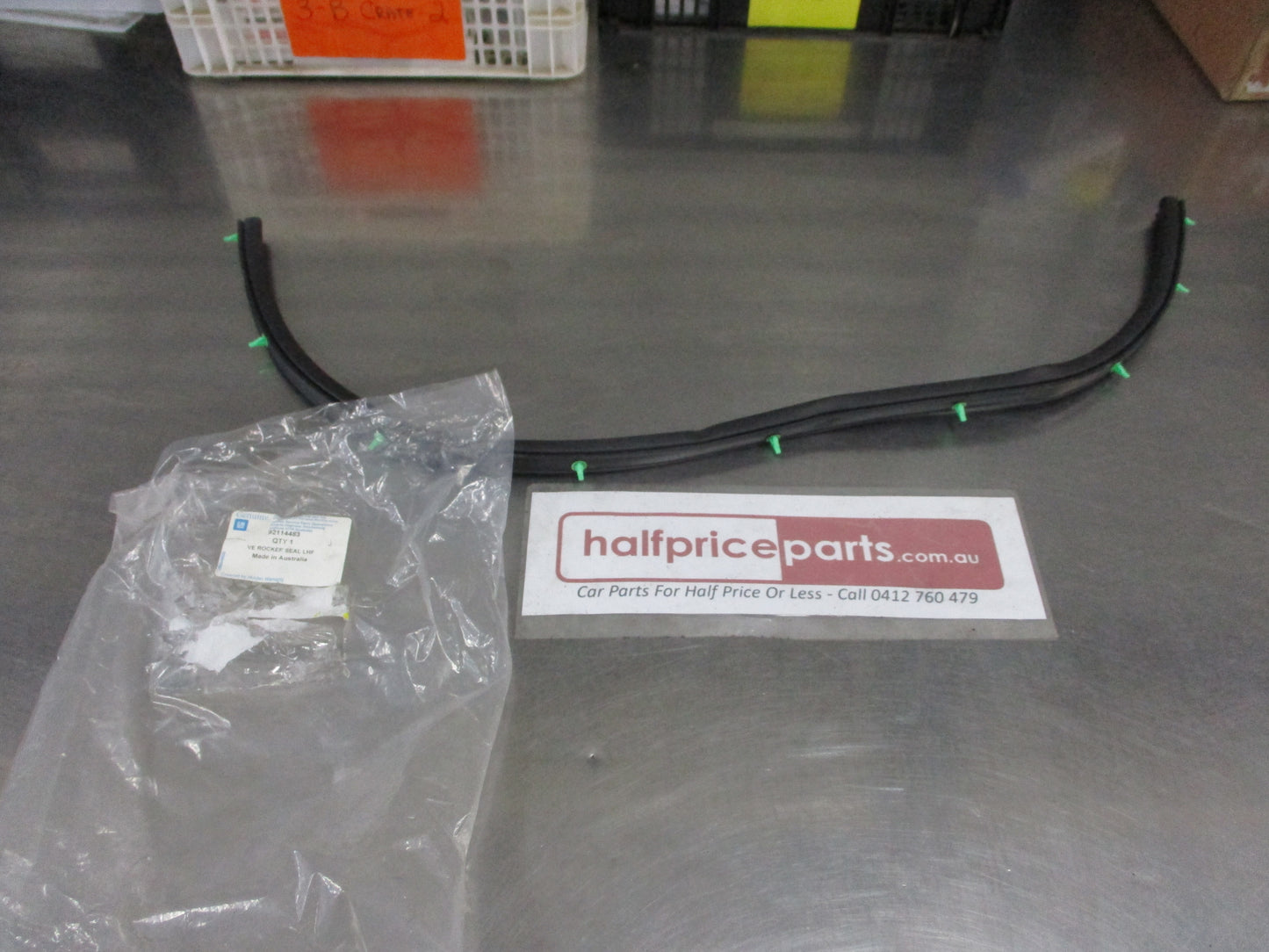 Holden VE Commodore Genuine Left Hand Front Door Lower Rocker Seal New Part