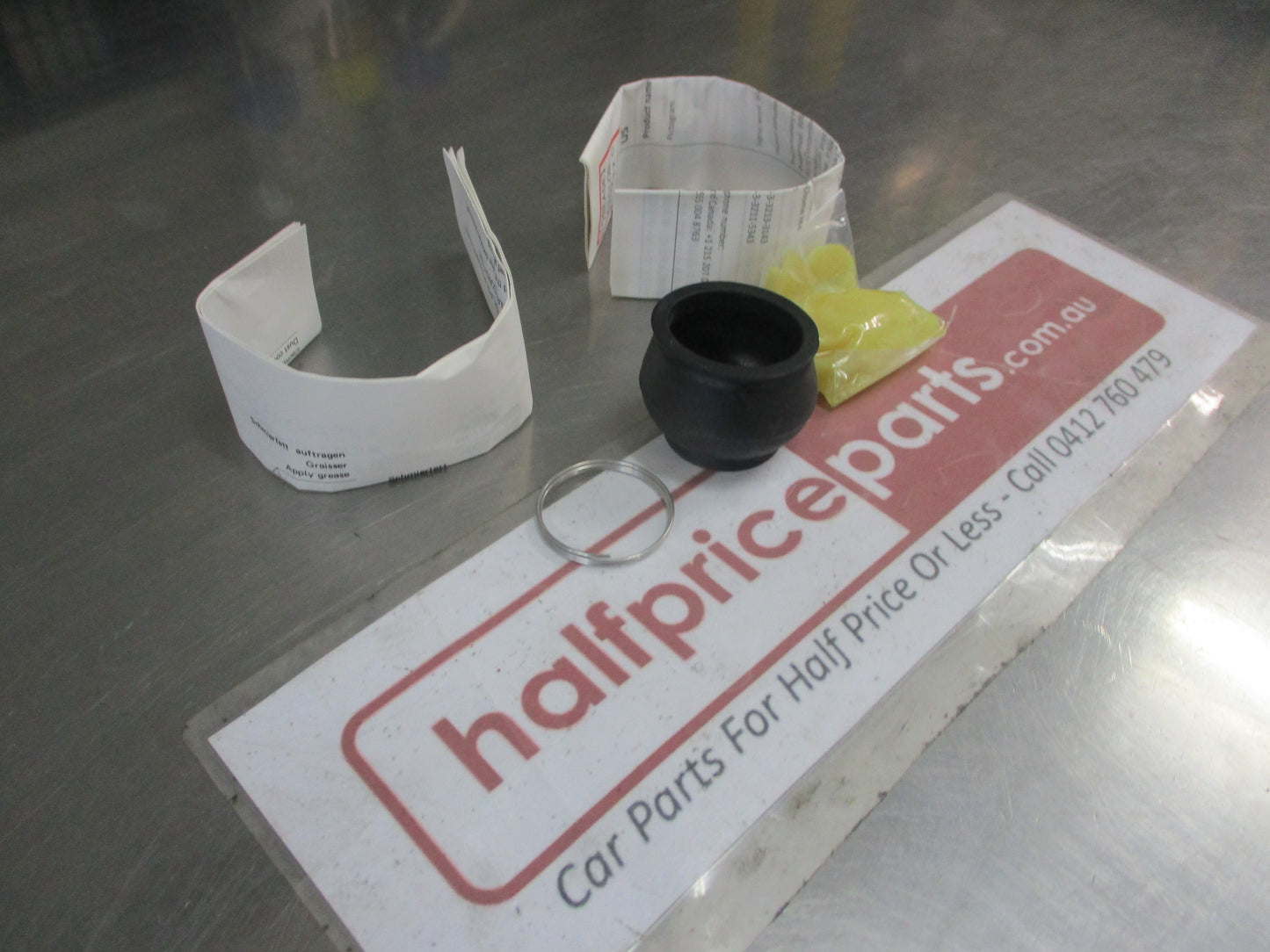 Suzuki Grand Vitara Genuine Dust Boot Seal New Part