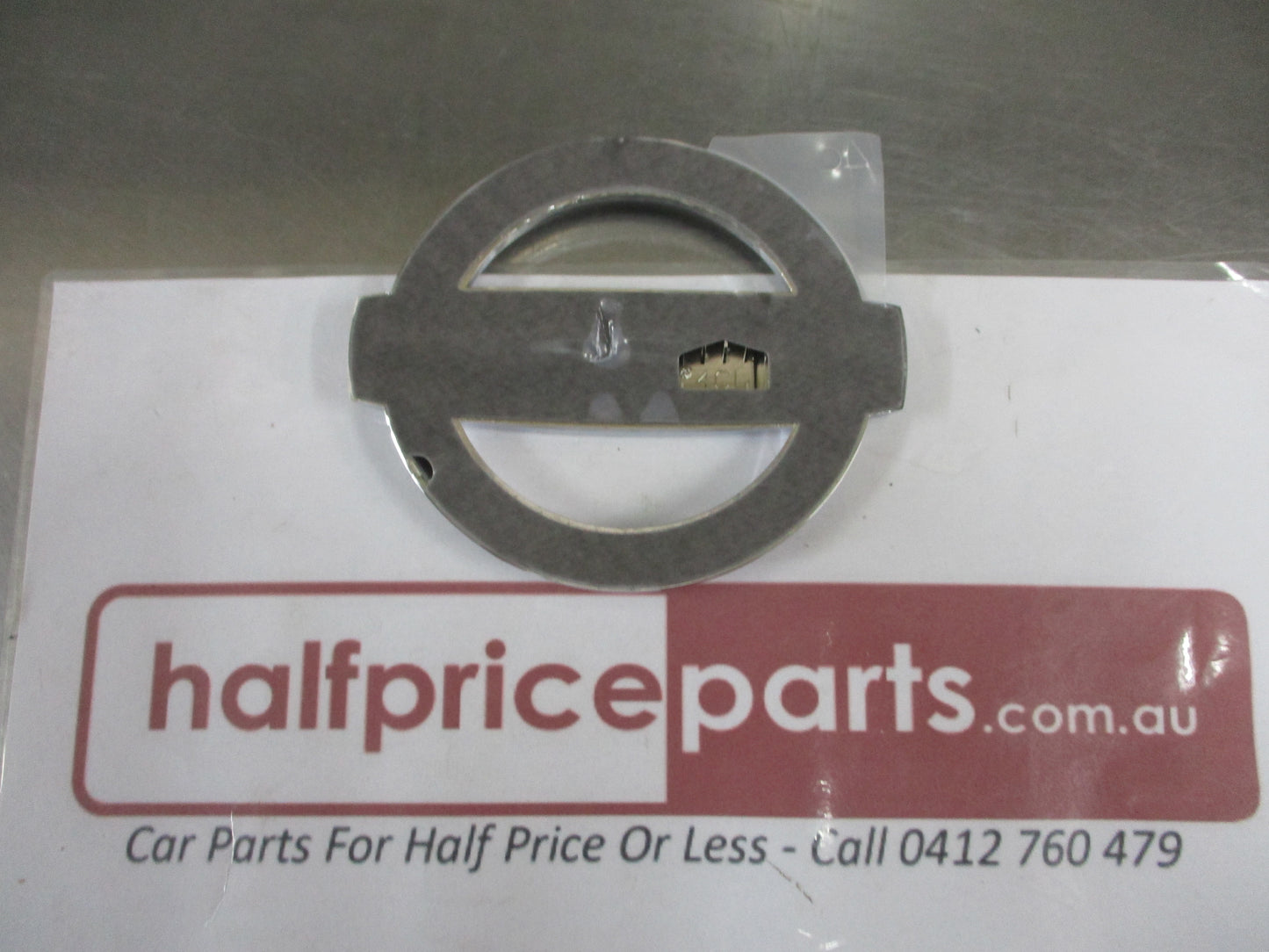 Nissan Rogue Genuine Rear Tail Gate Chrome Emblem New Part