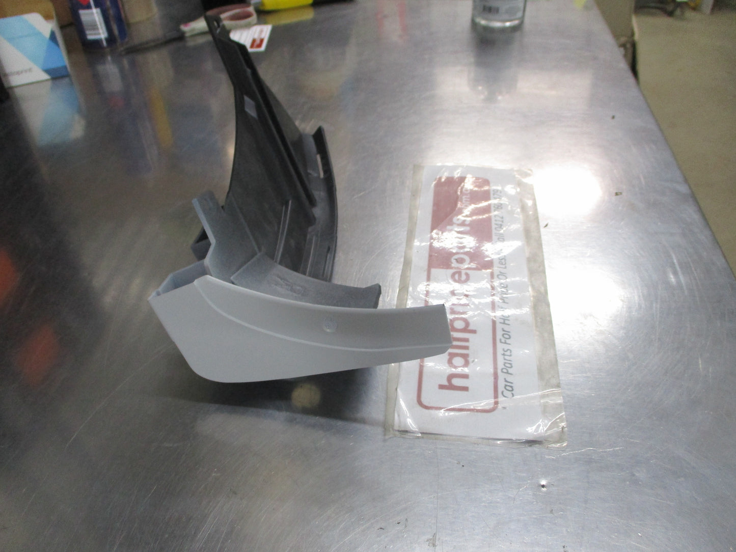 Mazda 2 Genuine Right Front Bumper Retainer Spoiler Holter New Part