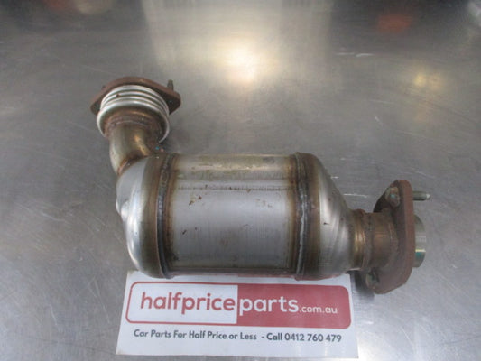 Holden VE Commodore 6.0L V8 Genuine Right Hand Catalytic Converter New Part
