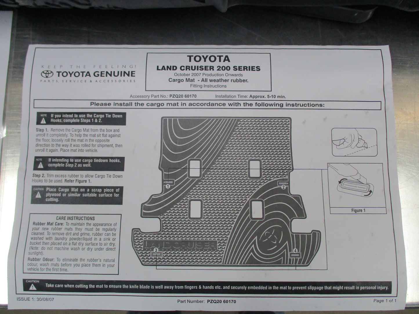 Toyota Land Cruiser 200 Series Genuine Rear Heavy Duty Rubber Cargo Mat New Part