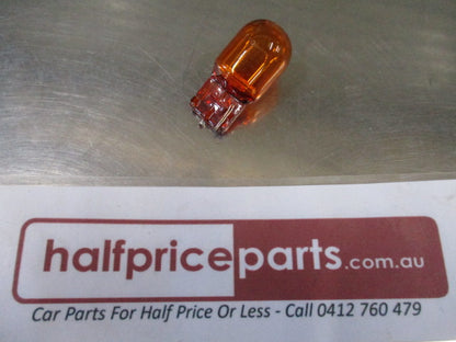 Narva 12V5W W2.1X9.5D WY5W Amber Wedge Premium Globe - New Part