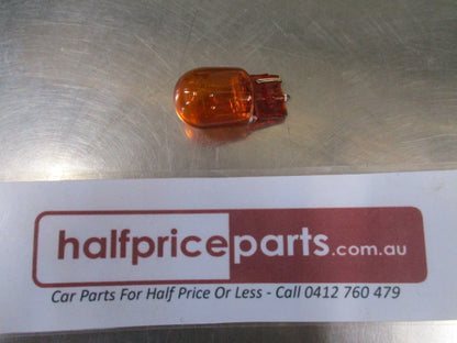 Narva 12V5W W2.1X9.5D WY5W Amber Wedge Premium Globe - New Part