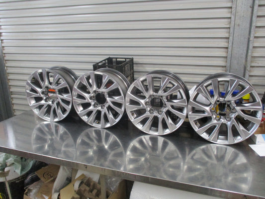 Toyota Fortuner/Hilux Genuine Set Of 4 Alloy Wheels No C/Caps Used Part VGC