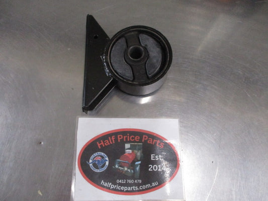 Hyundai Accent Genuine Front Mount Roll Stop Bracket New Part