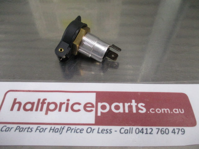 12v Input / Output Plug - New Plug