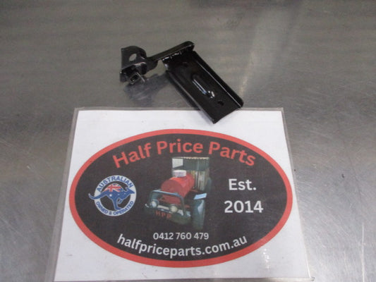 Hyundai Accent Genuine Right Hand Front Bumper Mounting Bracket New Part