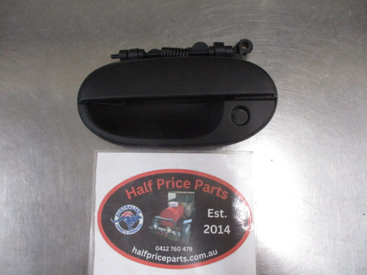 Hyundai Accent Genuine Exterior Left Hand Front Outer Door Handle New Part