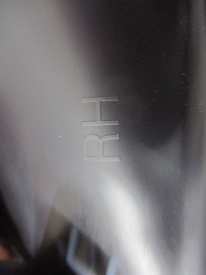 Holden CG Series II Captiva LTZ Genuine Drivers Side Front Fog Light Bezel New Part