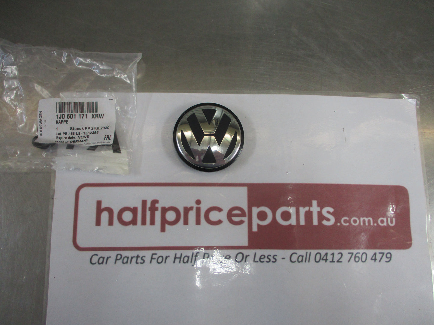 VW Beetle/Bora/Golf/Polo/Up Genuine Alloy Wheel Center Cap New Part