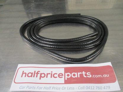 2M - PVC Black Pinchweld (Medium) - 15mm x 11mm -  New Part