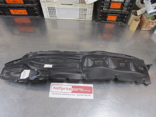 Mitsubishi Triton ML/MN Genuine Right Hand Front Side Splash Shield New Part