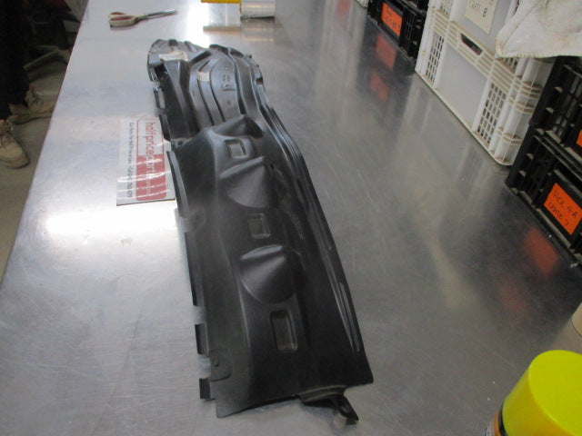 Mitsubishi Triton ML/MN Genuine Right Hand Front Side Splash Shield New Part