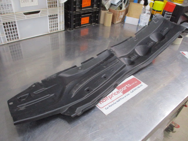 Mitsubishi Triton ML/MN Genuine Right Hand Front Side Splash Shield New Part