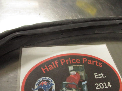 Hyundai Elantra Genuine Left Hand Door Weather Strip Rubber New Part