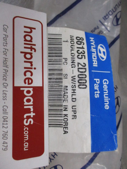 Hyundai Elantra Genuine Upper Wind Shield Moulding New Part