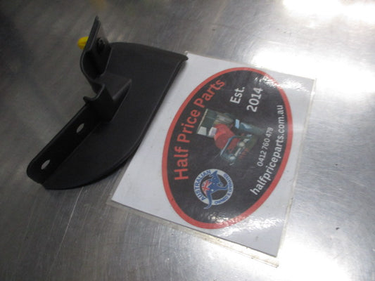 Hyundai Santa Fe Genuine Right Hand Rear Rocker Panel Bracket New Part