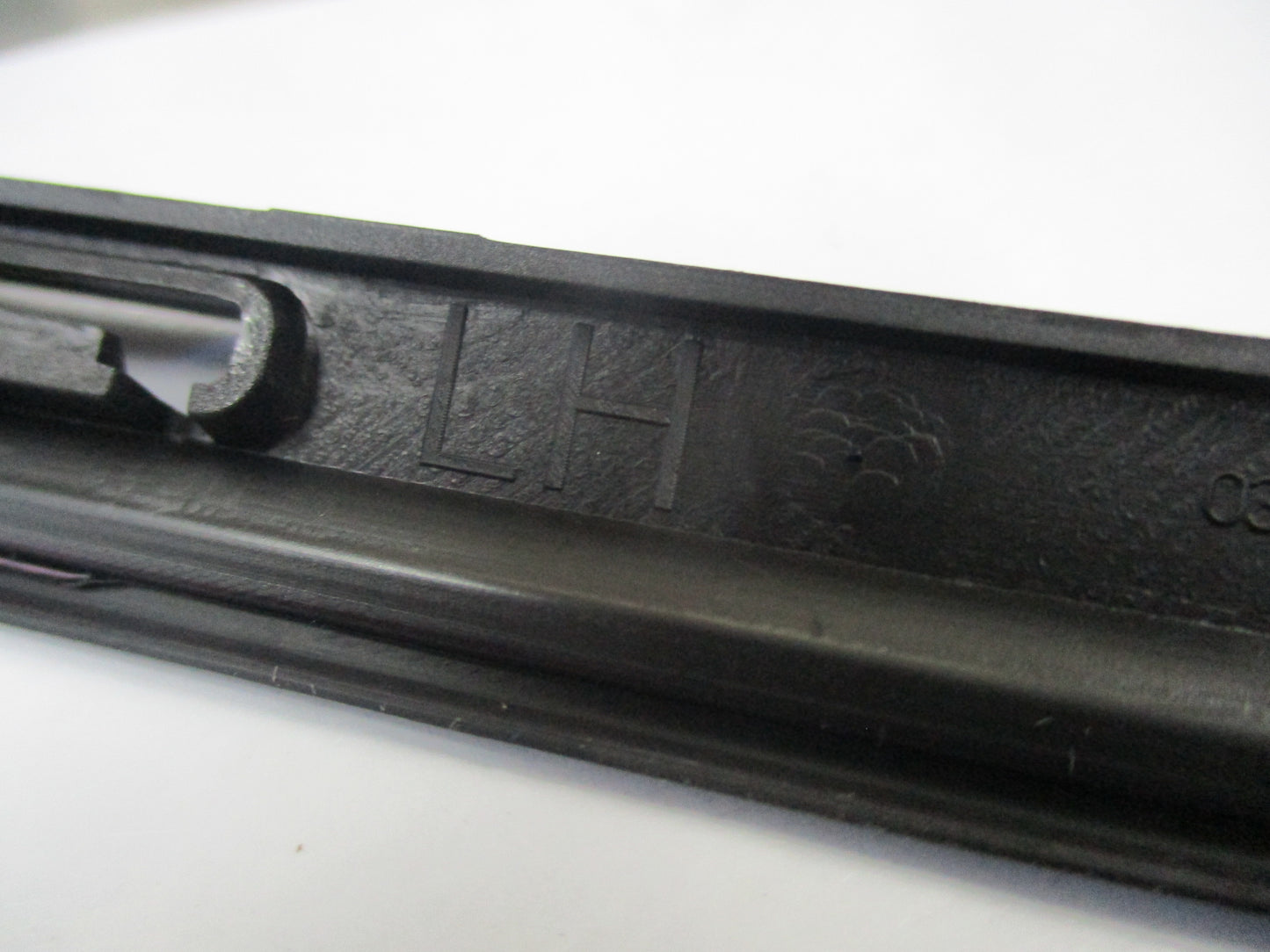 Citroen C4 Picasso Genuine Left & Right Fog Light Brackets New Part
