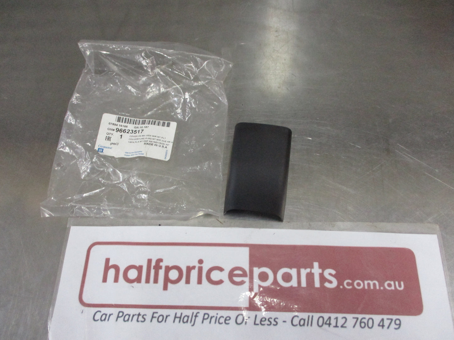 Holden Captiva Genuine Rear View Mirror Mounting Cover Plate New Part