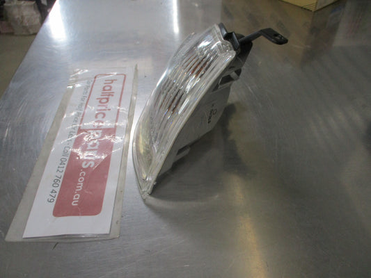 Mazda 323 BJ Genuine Right Hand Front Indicator Light Assembly New Part