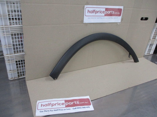 Mitsubishi Outlander Genuine Front Right Hand Wheel Arch Moulding (Unpainted No Fitting Kit) New Part
