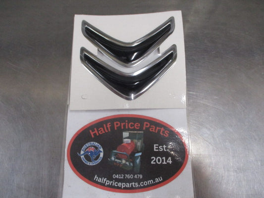 Citroen C4 Cactus Genuine Rear Chrome Black And Chrome Boot Emblem New Part