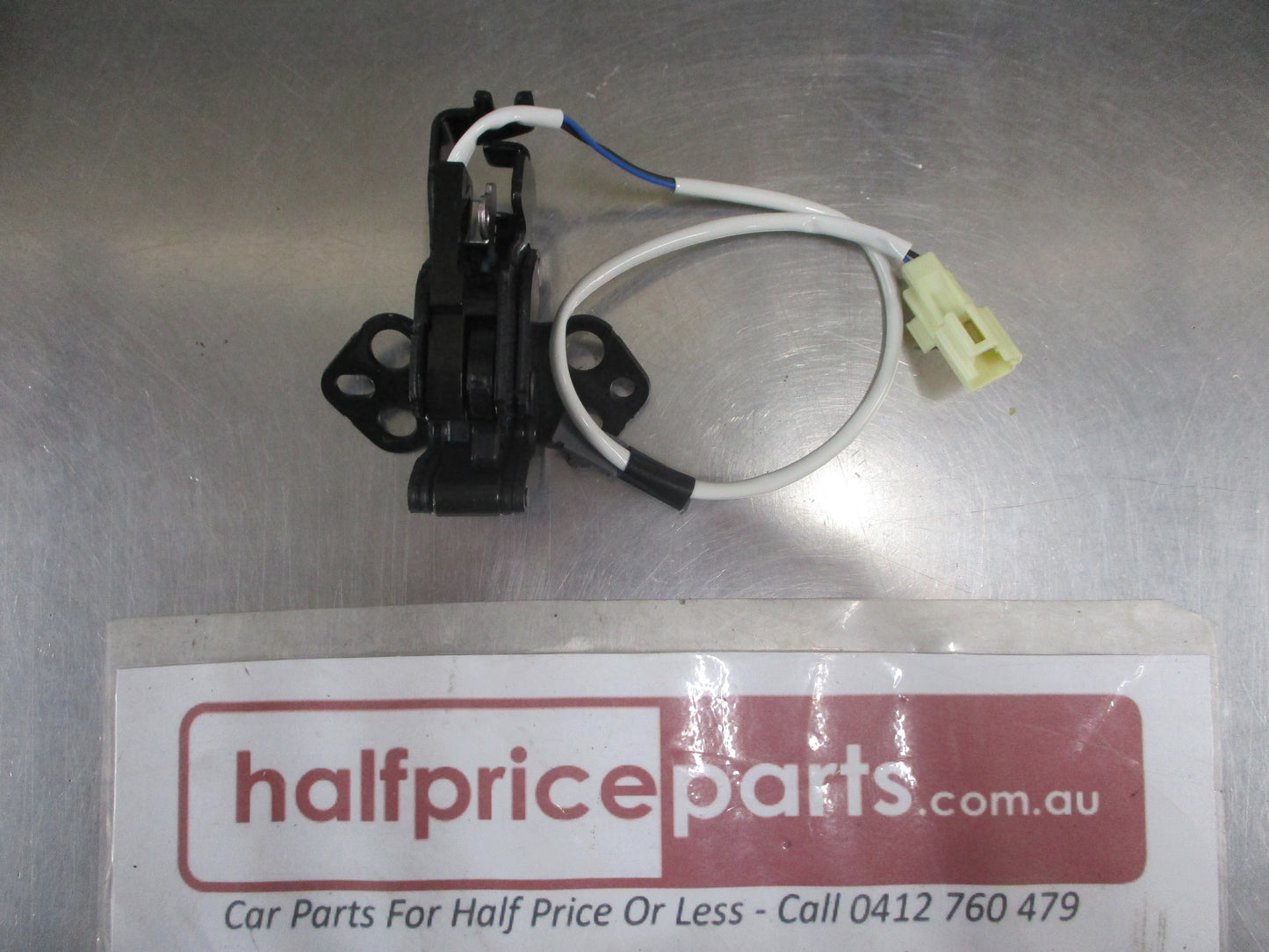 Mazda UP BT-50 Cab Plus Genuine Right Hand Rear Door Latch Assembly New Part