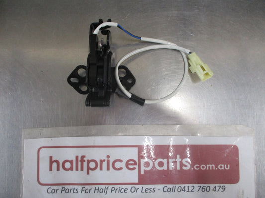 Mazda UP BT-50 Cab Plus Genuine Right Hand Rear Door Latch Assembly New Part