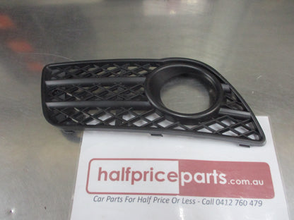 Great Wall Wingle 5 Genuine Right Hand Front Fog Light Bezel New Part