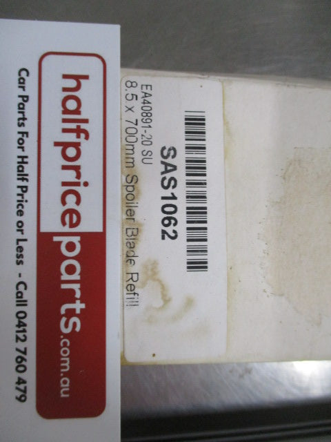 Universal 8.5 x 700mm Wiper Insert - New Part