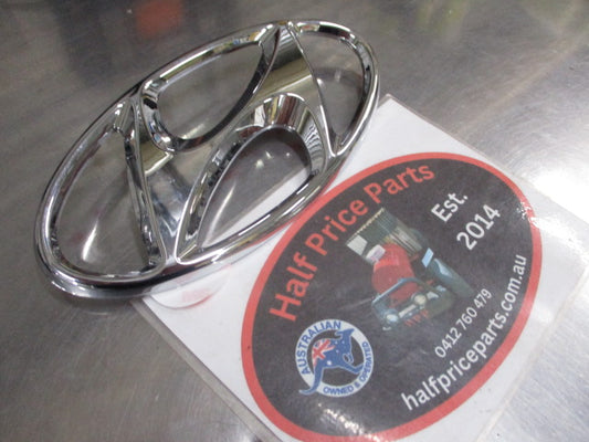 Hyundai I30 Genuine Chrome Rear Hatch Emblem New Part