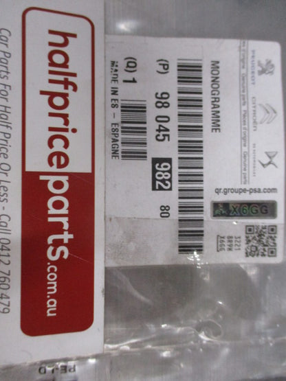 Citroen C4 Cactus Genuine Rear Chrome Boot Emblem New Part