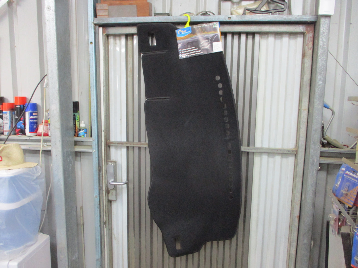 Toyota Corolla Hatch ZRE182R Genuine Dash Mat New Part