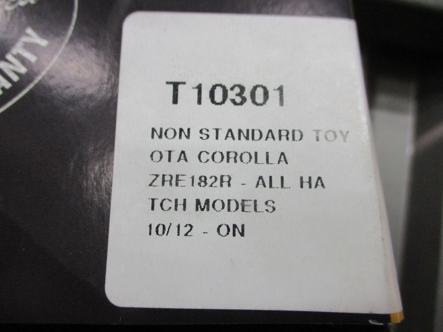 Toyota Corolla Hatch ZRE182R Genuine Dash Mat New Part