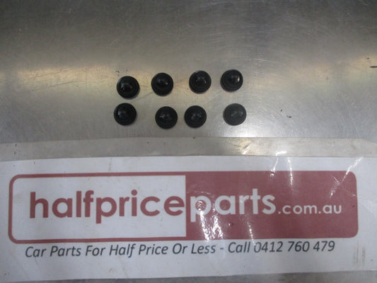 Mazda BT-50/Eunos/MX-5/ Genuine Door Card Fastener Clip New Part