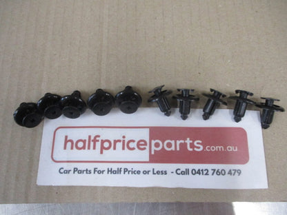 Ford Fiesta/Mazda 121/3/323/6/626 Genuine Plate Seal Guard Clip Pack Of 10 New Part