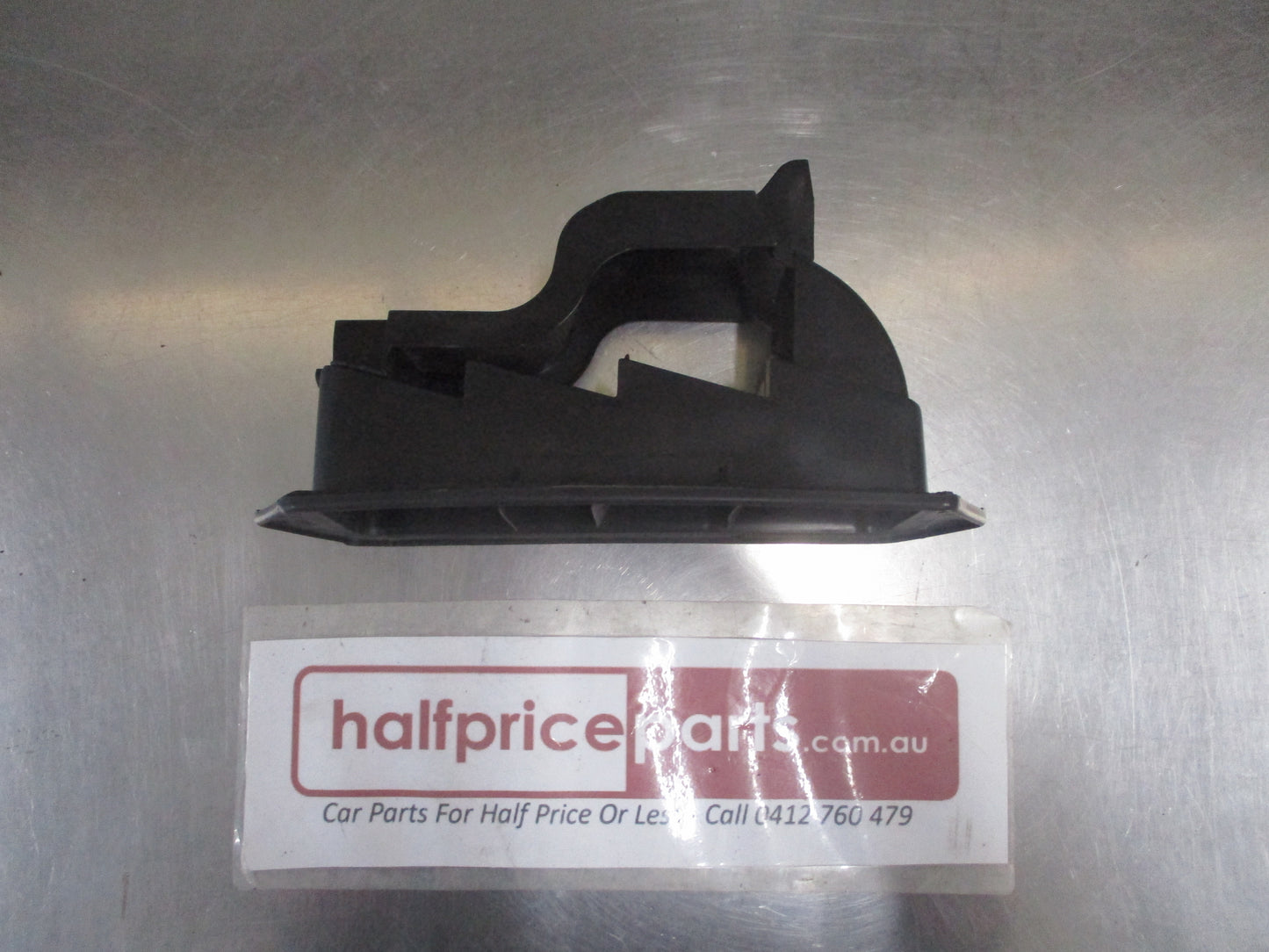 Mazda BT-50/Tribute Genuine Cabin Ventilation Grille Used Part